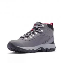 Columbia Men’s Newton Ridge™ Plus II Waterproof Hiking Boot