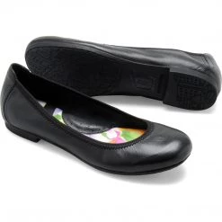 Born Women's JULIANNE Flats - Black