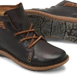 Born Taran Bootie - Women's