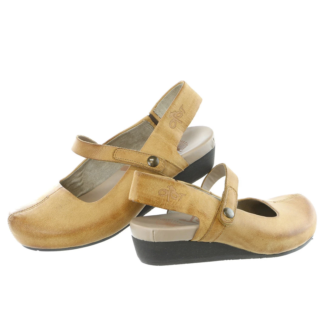 OTBT Springfield Clog - Women's Womens 2 OTBT Springfield Clog - Women's Womens