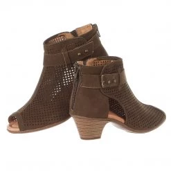 Earth Shoes Intrepid - Women's Womens