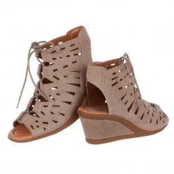 Earth Daylily Wedge Sandal - Women's