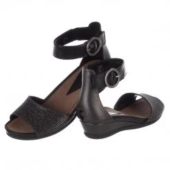 Earth Hera Sandals - Women's