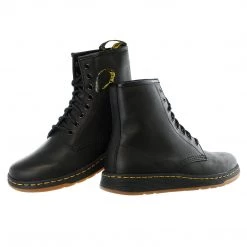 Men's Shoes Dr. Martens Unisex Newton Boot